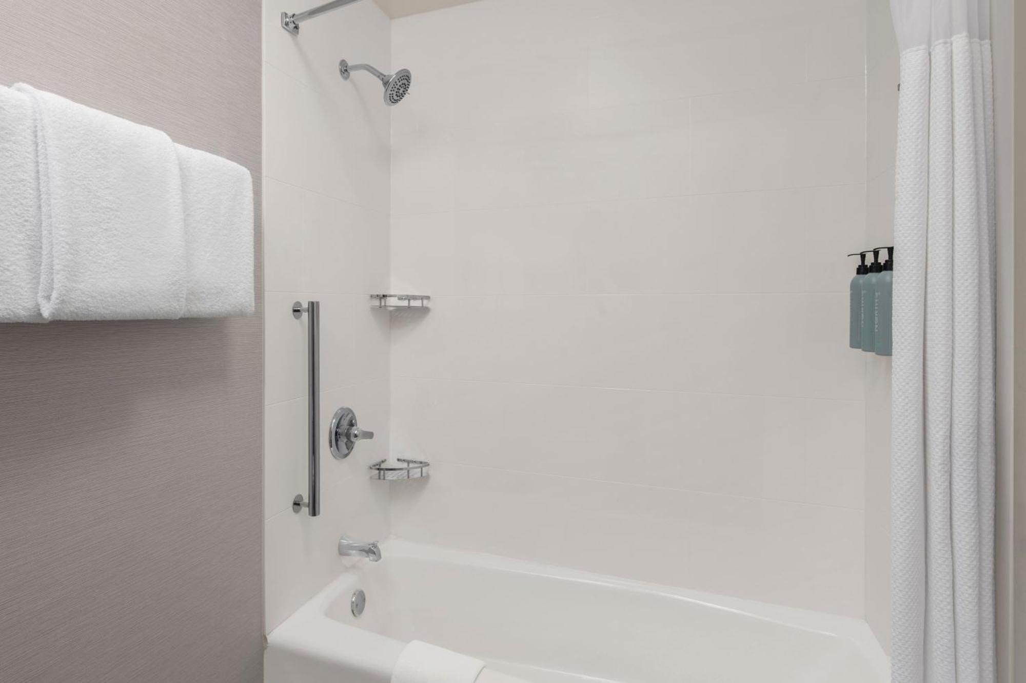 Courtyard By Marriott Little Rock West Hotel Ngoại thất bức ảnh