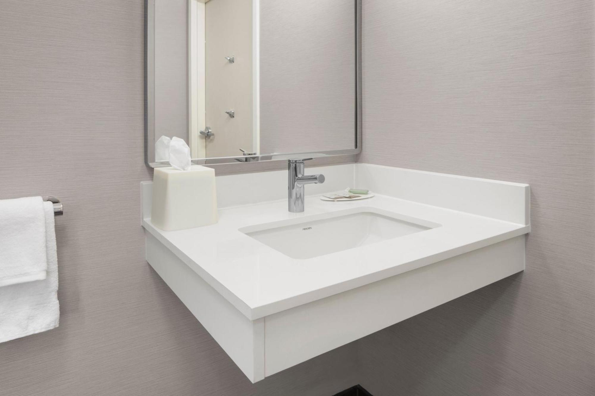 Courtyard By Marriott Little Rock West Hotel Ngoại thất bức ảnh