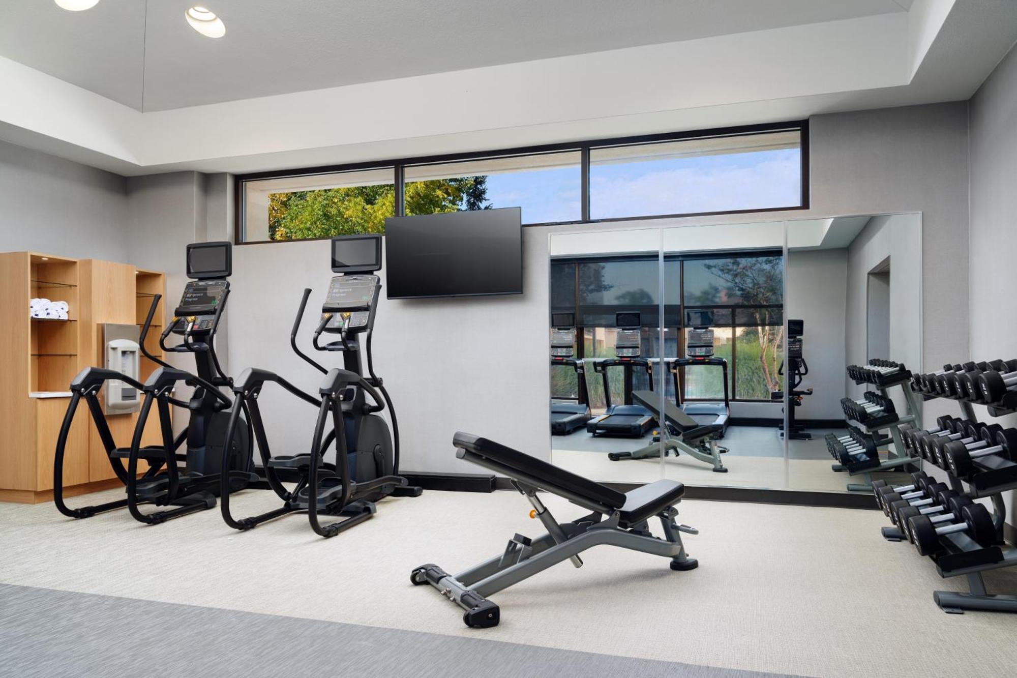 Courtyard By Marriott Little Rock West Hotel Ngoại thất bức ảnh