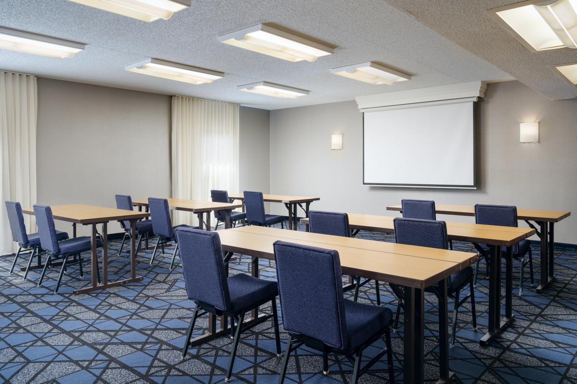 Courtyard By Marriott Little Rock West Hotel Ngoại thất bức ảnh