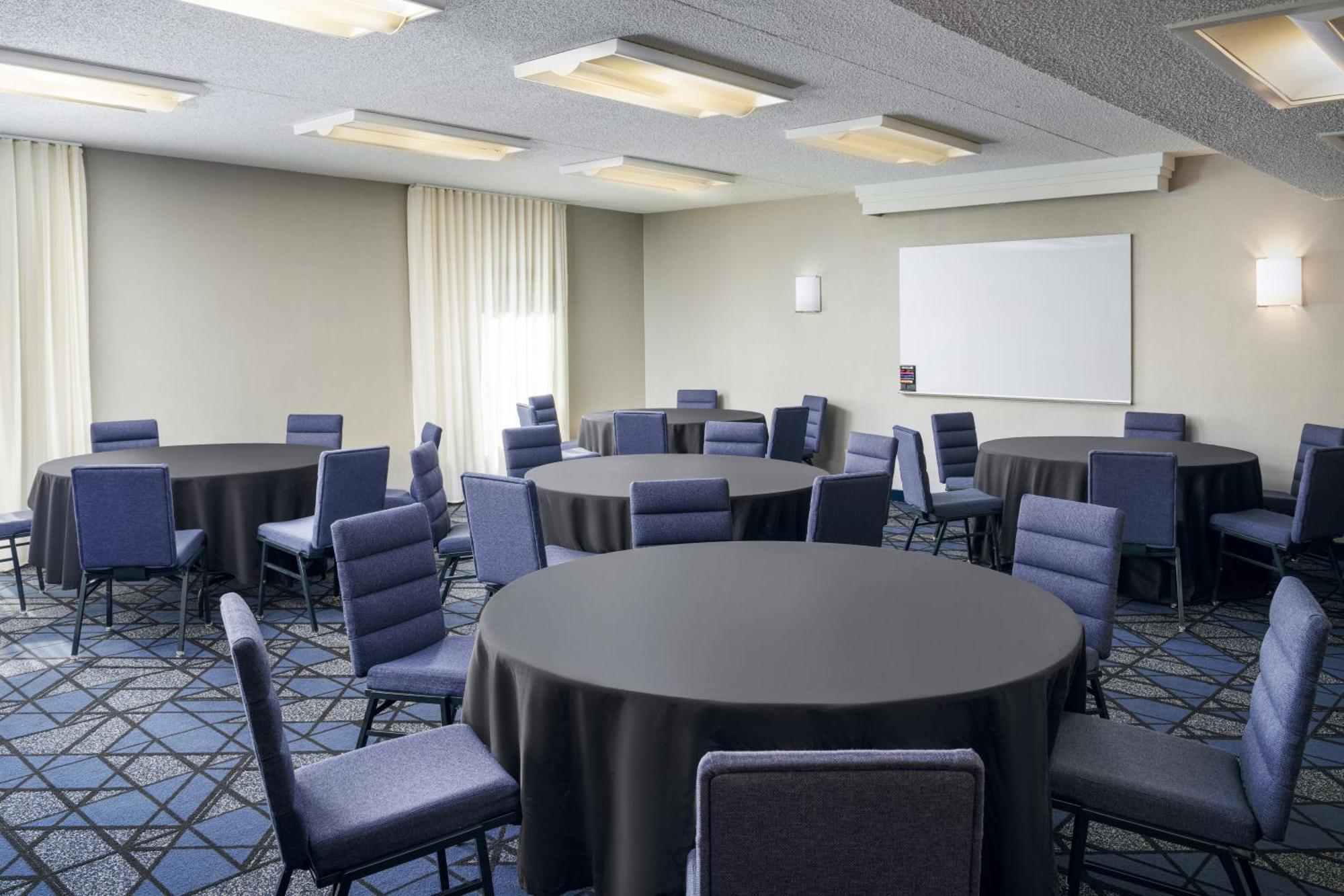 Courtyard By Marriott Little Rock West Hotel Ngoại thất bức ảnh